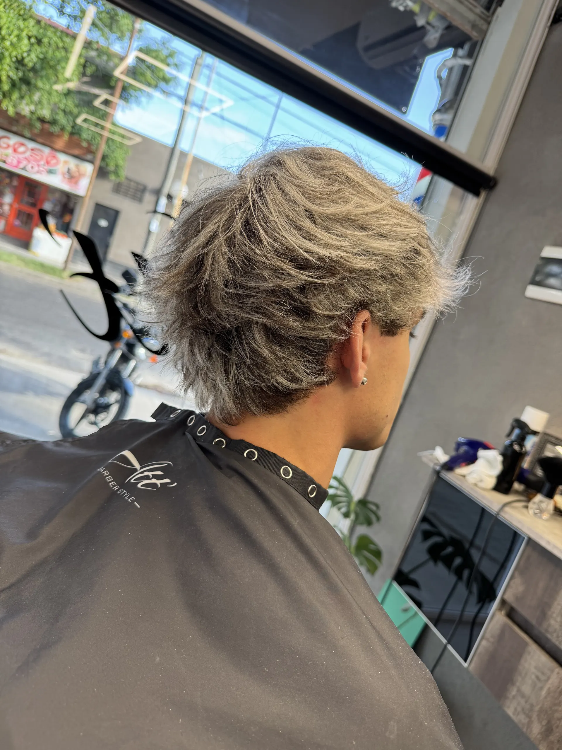 Coloración en Att' Barber Style, Haedo — foto 8